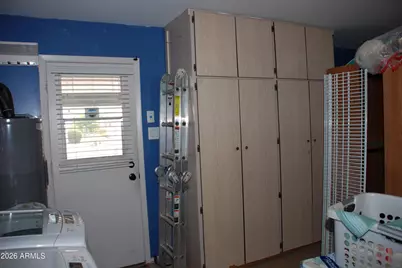 10428 W Meade Drive, Sun City, AZ 85351 - Photo 11