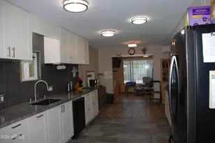 10428 W Meade Dr, Sun City, AZ 85351 - Photo 9