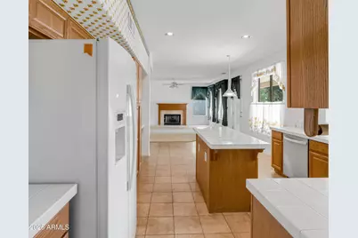 12329 N 58th Avenue, Glendale, AZ 85304 - Photo 9