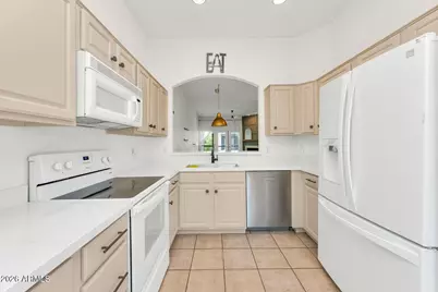 4533 N 22nd Street #203, Phoenix, AZ 85016 - Photo 9