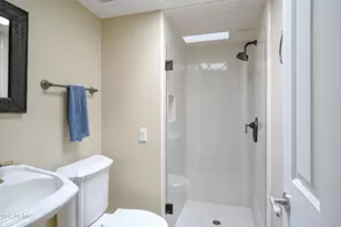 4818 N 35th Pl, Phoenix, AZ 85018 - Photo 27