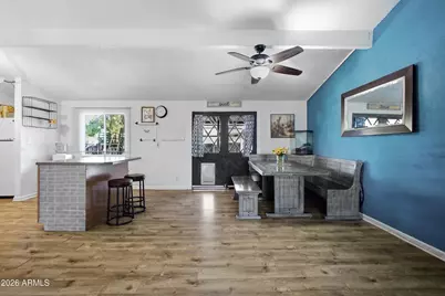 5203 W Banff Lane, Glendale, AZ 85306 - Photo 9
