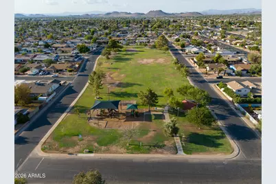 5203 W Banff Lane, Glendale, AZ 85306 - Photo 43