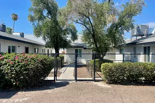 2402 N 24th St, Phoenix, AZ 85008 - Photo 1