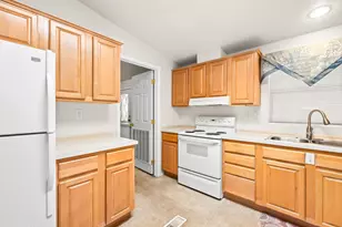 30834 S Meandering Ln, Congress, AZ 85332 - Photo 11