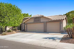 1711 W Springfield Way, Chandler, AZ 85286 - Photo 3