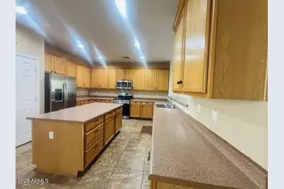 15106 W Sells Drive, Goodyear, AZ 85395 - Photo 7