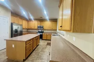 15106 W Sells Dr, Goodyear, AZ 85395 - Photo 7