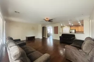 15106 W Sells Dr, Goodyear, AZ 85395 - Photo 9