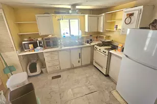 4605 S Priest Dr, Tempe, AZ 85282 - Photo 5