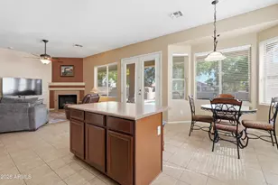 12421 W Apache St, Avondale, AZ 85323 - Photo 9