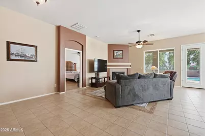 12421 W Apache Street, Avondale, AZ 85323 - Photo 7