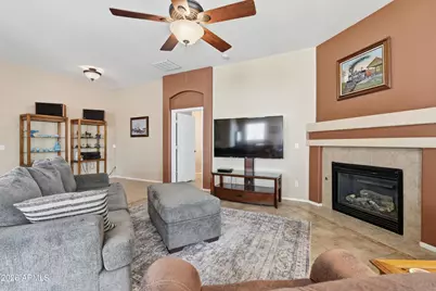 12421 W Apache Street, Avondale, AZ 85323 - Photo 5