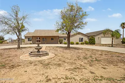 10644 E American Pride Drive, San Tan Valley, AZ 85143 - Photo 1