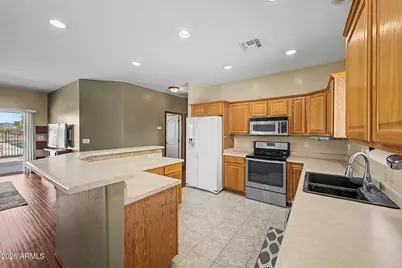 10644 E American Pride Drive, San Tan Valley, AZ 85143 - Photo 11