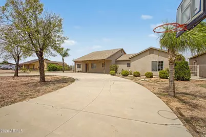 10644 E American Pride Drive, San Tan Valley, AZ 85143 - Photo 3