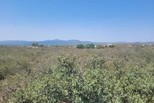 8155 W Barrington Rd, Wilhoit, AZ 86332 - Photo 1