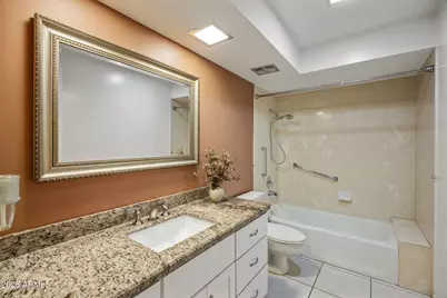 13827 N Medinan Drive, Phoenix, AZ 85022 - Photo 21