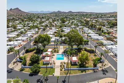13827 N Medinan Drive, Phoenix, AZ 85022 - Photo 35