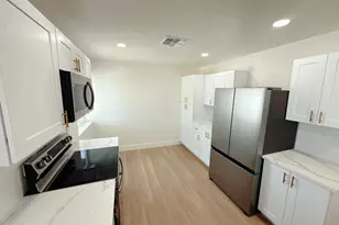 4424 W Flower St, Phoenix, AZ 85031 - Photo 13