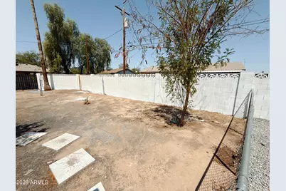 4424 W Flower Street, Phoenix, AZ 85031 - Photo 31