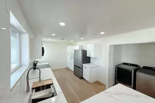 4424 W Flower St, Phoenix, AZ 85031 - Photo 11