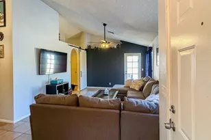 1915 S 39th St, Mesa, AZ 85206 - Photo 5