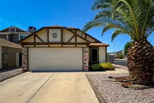 1915 S 39th St, Mesa, AZ 85206 - Photo 1