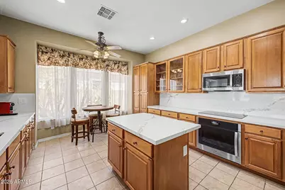 7046 W Rose Garden Lane, Glendale, AZ 85308 - Photo 7