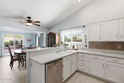 5712 E Fairbrook Street, Mesa, AZ 85205 - Photo 7