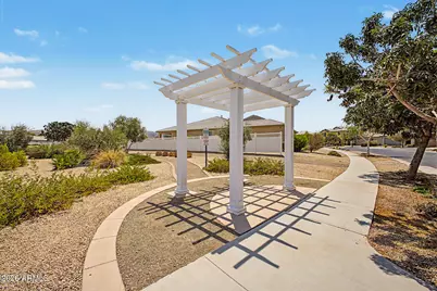 6325 S 24th Place, Phoenix, AZ 85042 - Photo 37