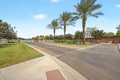 6325 S 24th Place, Phoenix, AZ 85042 - Photo 47