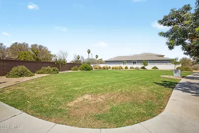 6325 S 24th Place, Phoenix, AZ 85042 - Photo 43