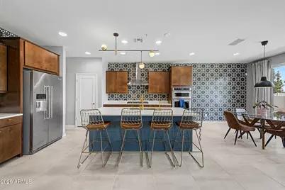 6325 S 24th Place, Phoenix, AZ 85042 - Photo 13