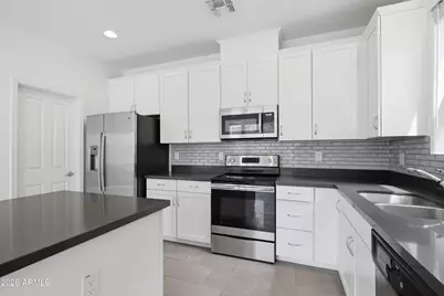 14870 W Encanto Boulevard #1055, Goodyear, AZ 85395 - Photo 9