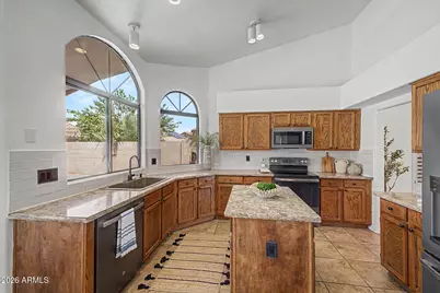 233 N Cottonwood Drive, Gilbert, AZ 85234 - Photo 7