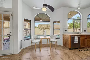 233 N Cottonwood Dr, Gilbert, AZ 85234 - Photo 5