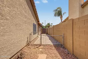 233 N Cottonwood Dr, Gilbert, AZ 85234 - Photo 39
