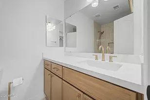 5027 E Vaughn Dr, Phoenix, AZ 85044 - Photo 23