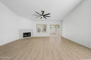 5027 E Vaughn Dr, Phoenix, AZ 85044 - Photo 11
