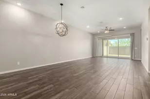 14045 W Desert Flower Dr, Goodyear, AZ 85395 - Photo 11