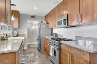3909 E Whitton Ave, Phoenix, AZ 85018 - Photo 11