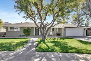 3909 E Whitton Ave, Phoenix, AZ 85018 - Photo 1