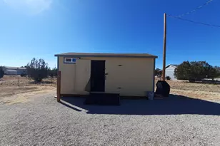 53845 N Cedar Dr, Seligman, AZ 86337 - Photo 23