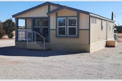 53845 N Cedar Drive, Seligman, AZ 86337 - Photo 1