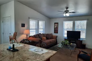 53845 N Cedar Dr, Seligman, AZ 86337 - Photo 5