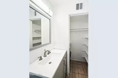 3636 E Verde Lane #04, Phoenix, AZ 85018 - Photo 17