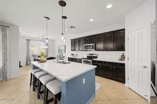 14398 W Almeria Rd, Goodyear, AZ 85395 - Photo 11