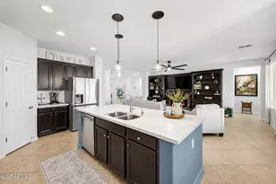 14398 W Almeria Rd, Goodyear, AZ 85395 - Photo 11