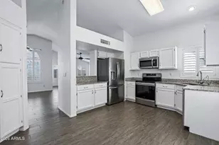 14617 S 43rd Pl, Phoenix, AZ 85044 - Photo 11